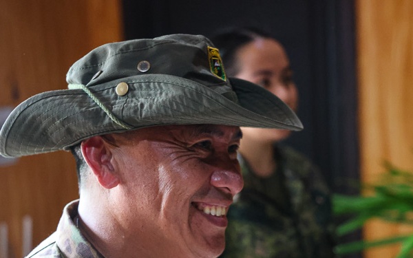 Salaknib 25 | U.S. Army forces host Lt. Gen. Joel Vowell
