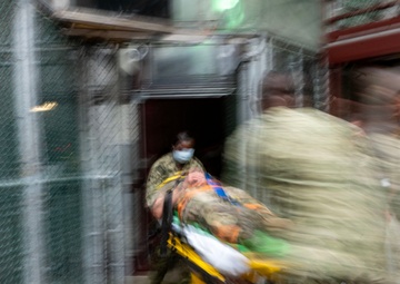 Joint Task Force Southern Guard conducts illegal alien medical evacuation training