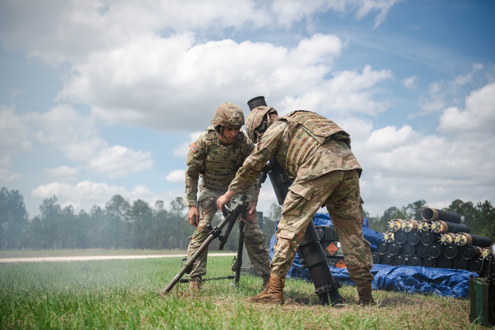 2-124 conducts mortar live fire training at CBJTC