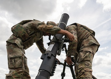 2-124 conducts mortar live fire training at CBJTC
