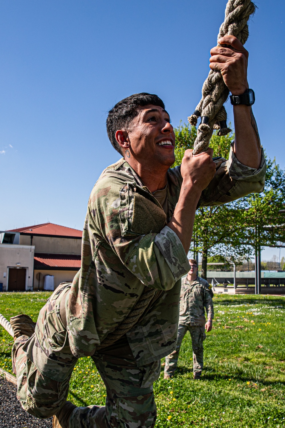 SETAF-AF soldiers compete in obstacle course at best squad competition