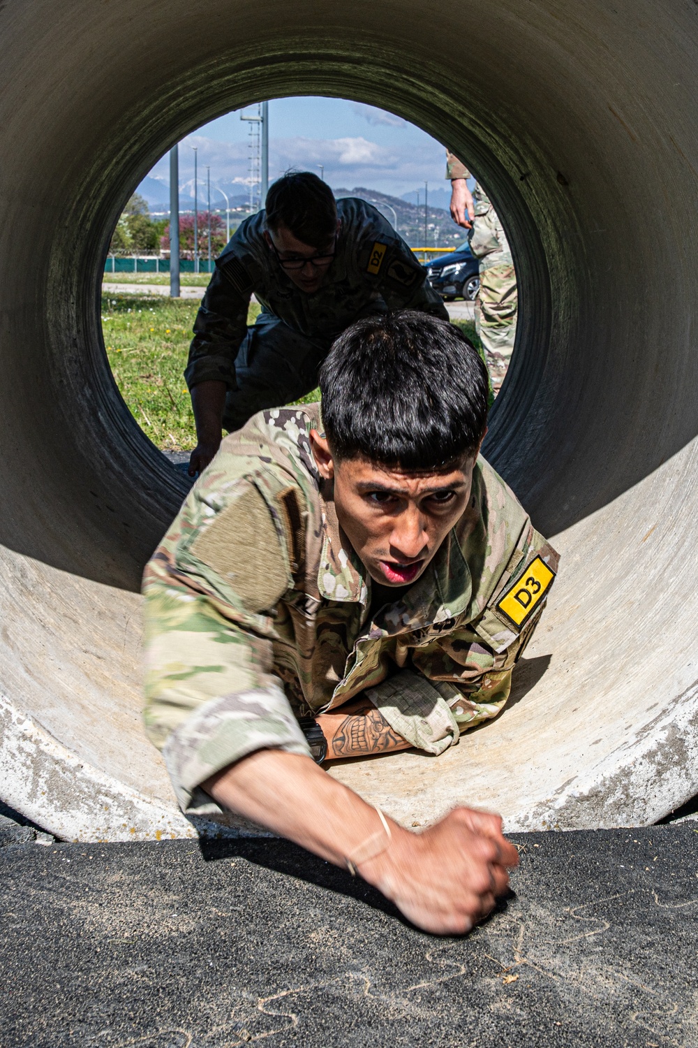 SETAF-AF soldiers compete in obstacle course at best squad competition