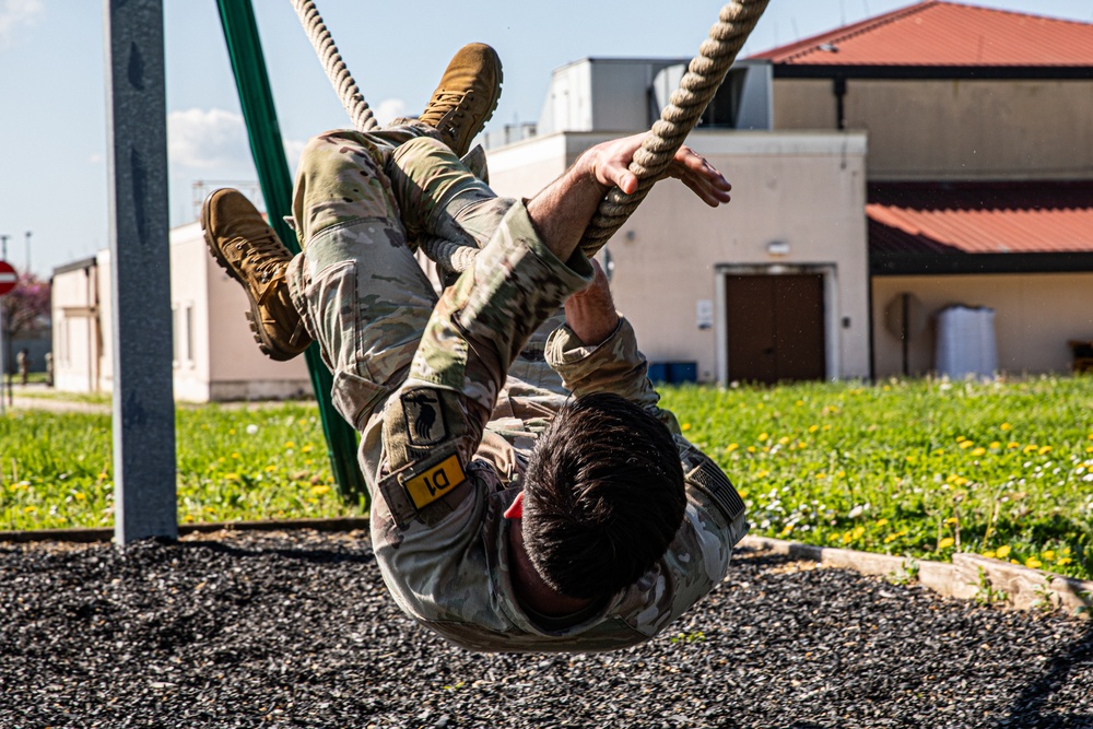 Squads tackle obstacle course during Best Squad competition