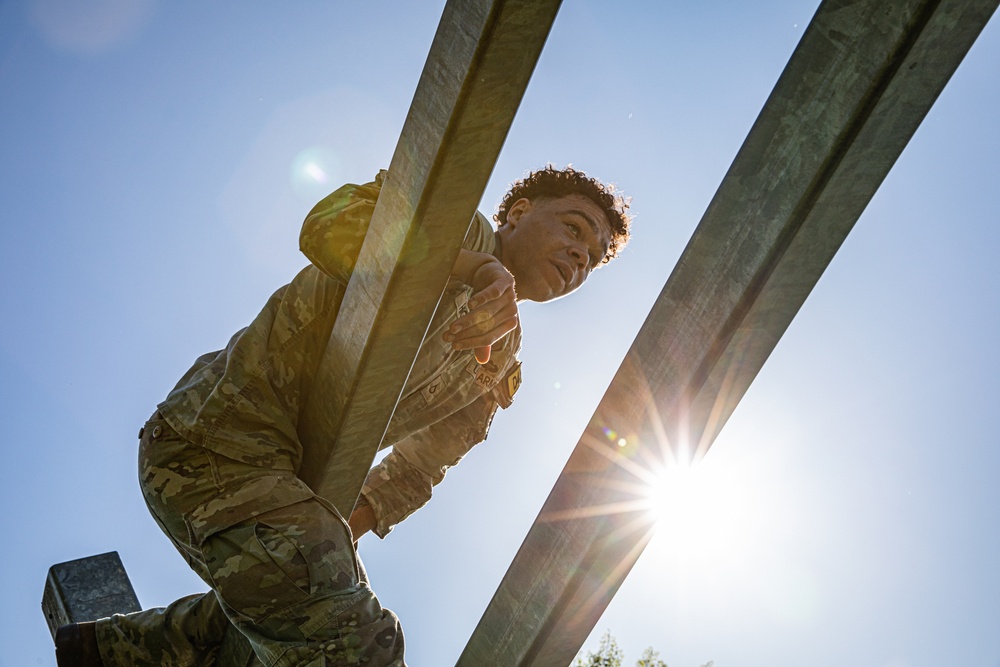 Squads tackle obstacle course during Best Squad competition