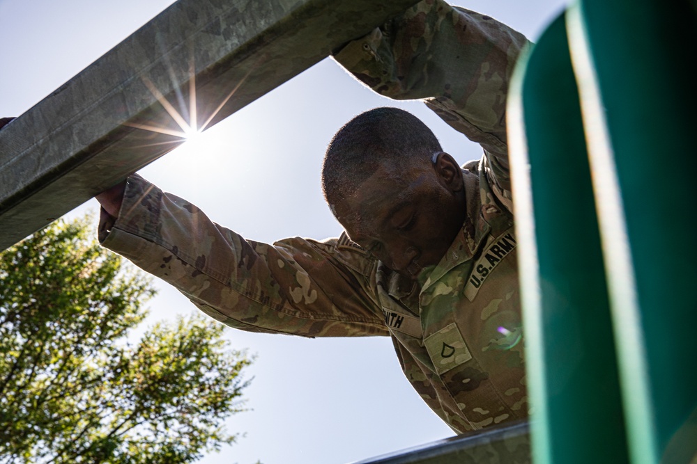 SETAF-AF soldiers compete in obstacle course at best squad competition