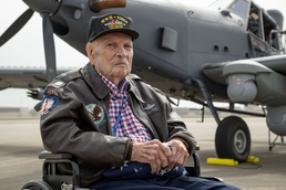 98-year-old pilot sees Skyraider legacy live on in AFSOC’s OA-1K Skyraider II