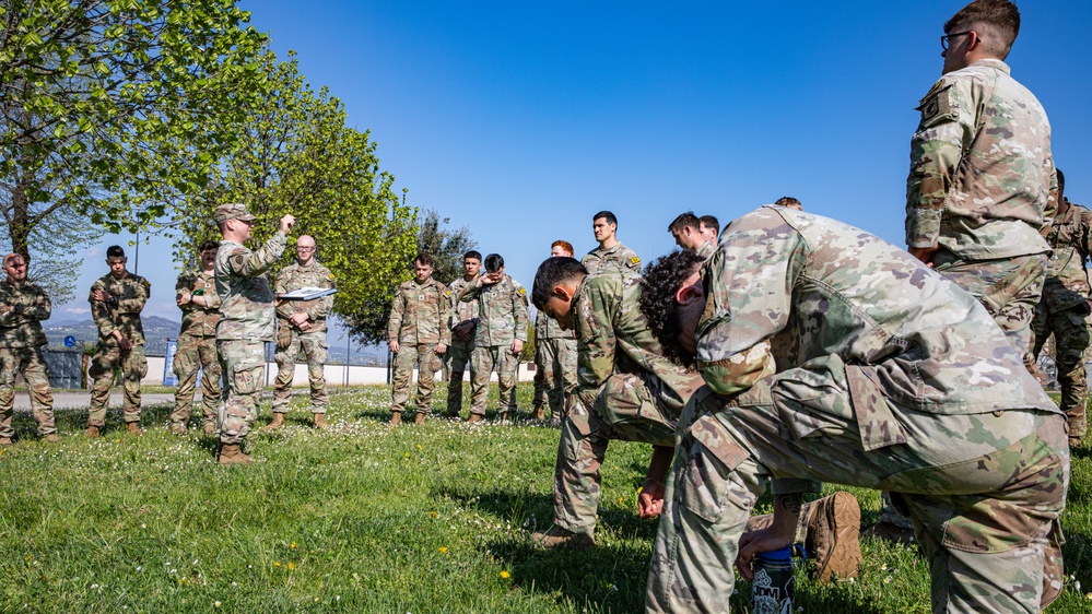 Squads tackle obstacle course during Best Squad competition