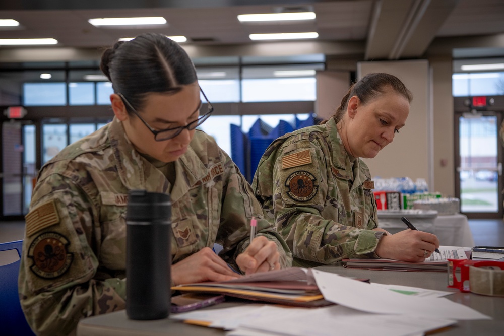 Michigan Airmen prepare for deployment