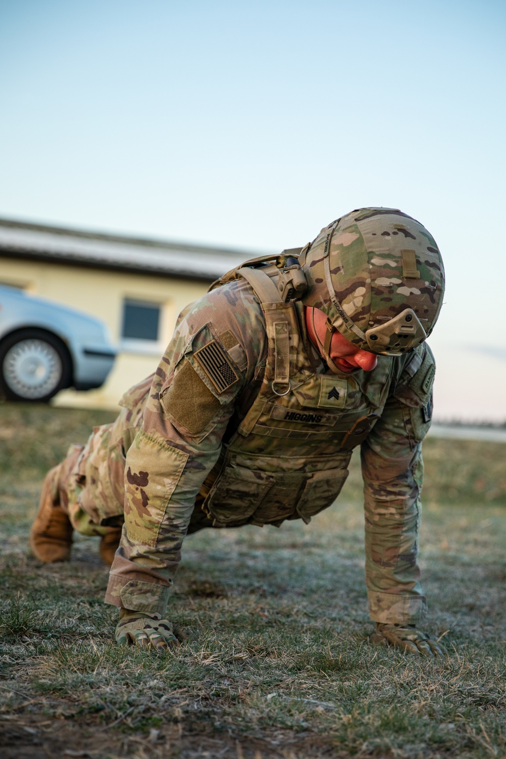 41st FAB Soldiers conduct Expert Physical Fitness Assessment during best squad competition