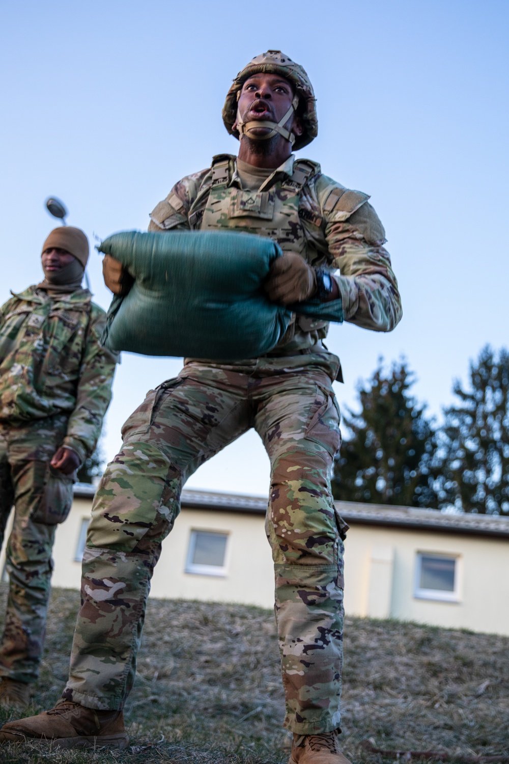 41st FAB Soldiers conduct Expert Physical Fitness Assessment during best squad competition