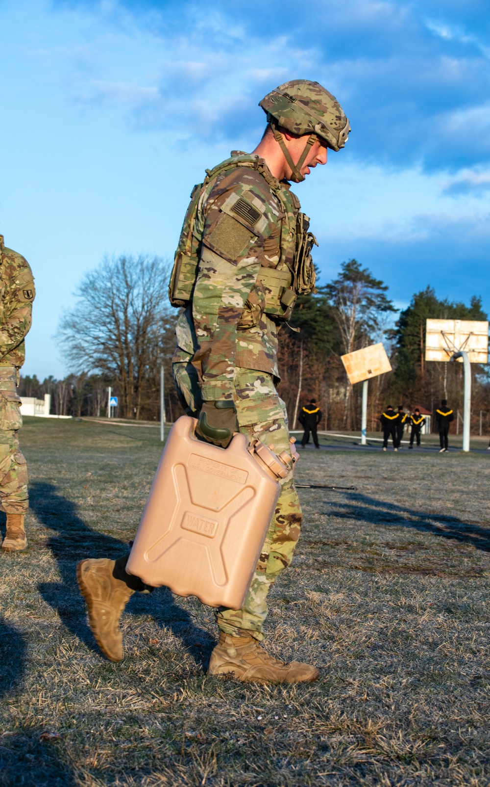 41st FAB Soldiers conduct Expert Physical Fitness Assessment during best squad competition