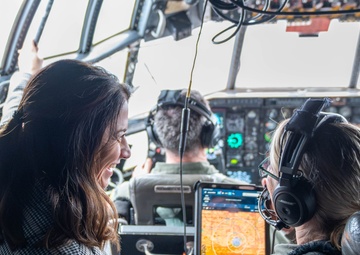State leaders learn about Peoria air mission