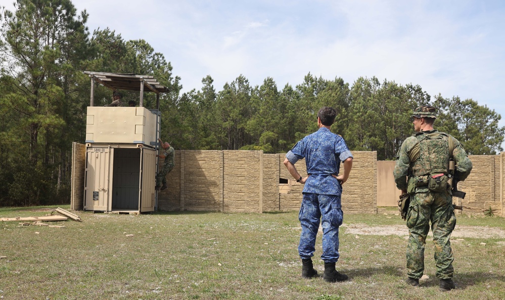 Dutch Marines Conduct Final Exercise of Caribbean Urban Warrior