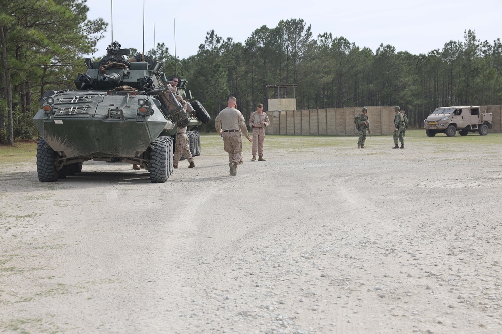 Dutch Marines Conduct Final Exercise of Caribbean Urban Warrior