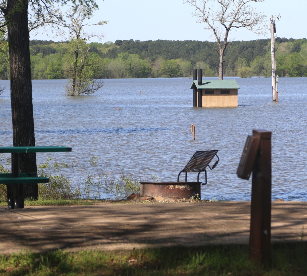 High water levels mean recreation closures at Pine Creek Lake in Oklahoma