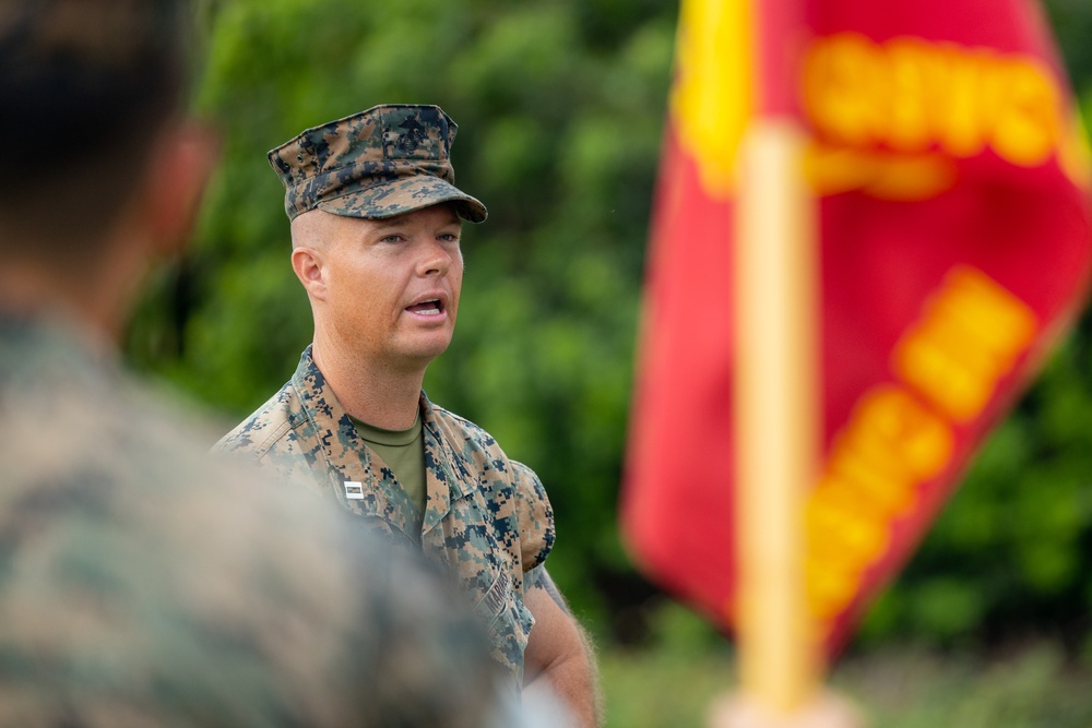 HQ Company Conducts Change of Command