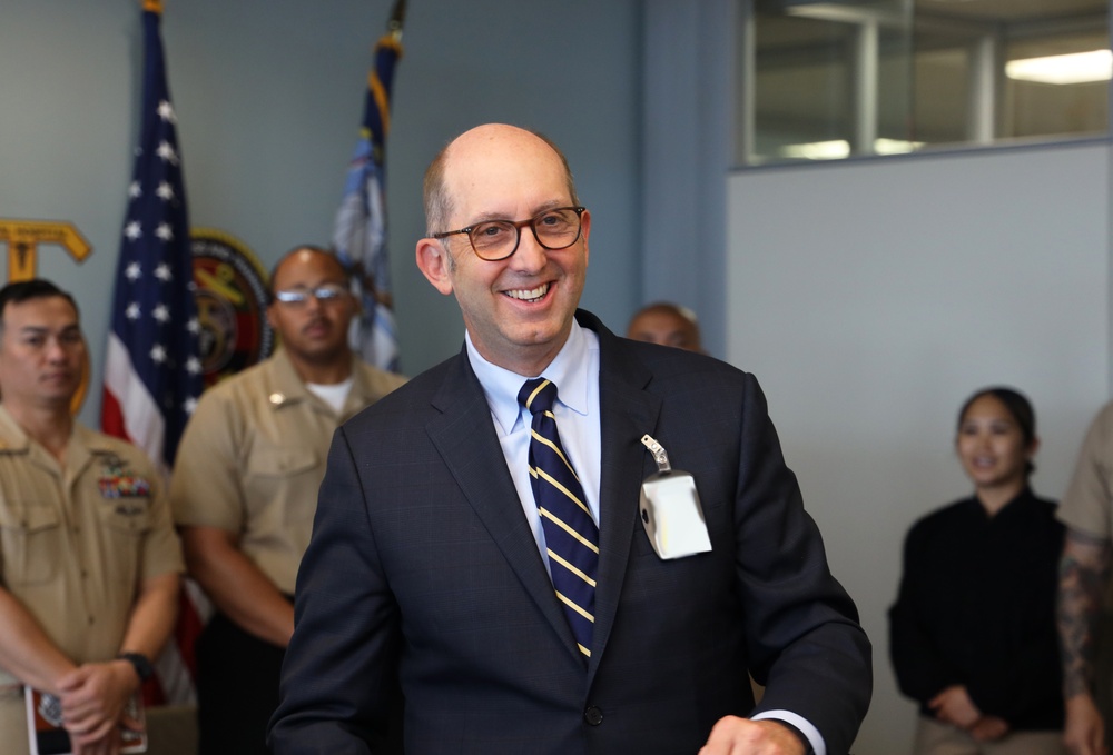 Senior Defense Health Officials Visit Naval Hospital Camp Pendleton to Enhance Health Care and Readiness