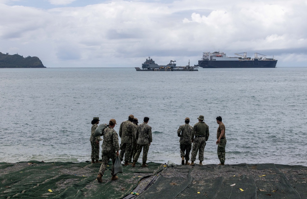 Salaknib 25 | Combined Joint Logistics Over the Shore