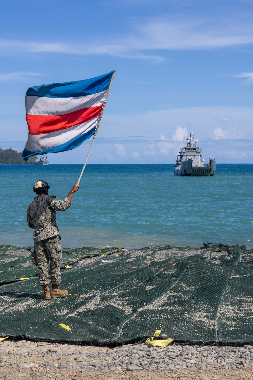 Salaknib 25 | Combined Joint Logistics Over the Shore