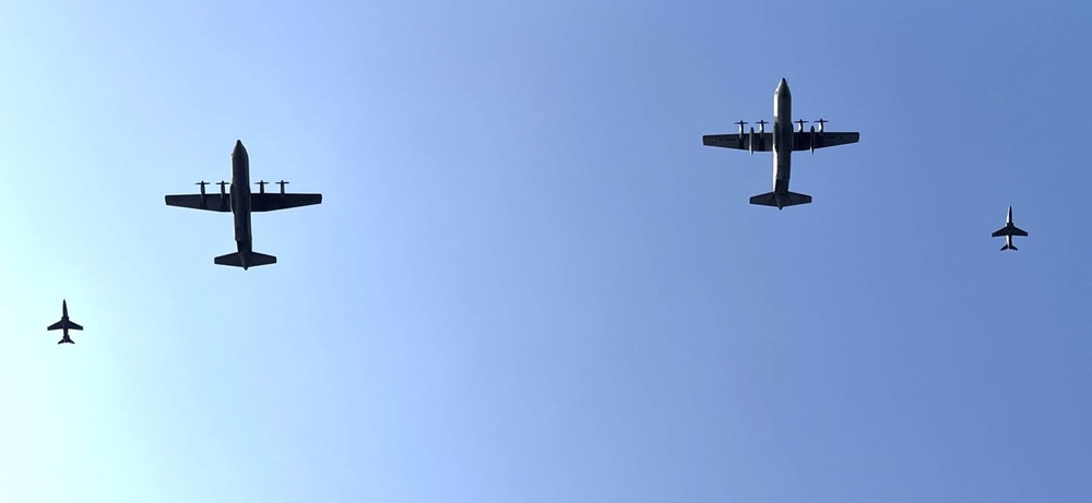 U.S., India Navy and Air Force operate together in the Bay of Bengal during Exercise Tiger Triumph 2025