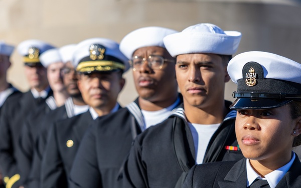 Sailors participate in Kansas City Navy Week