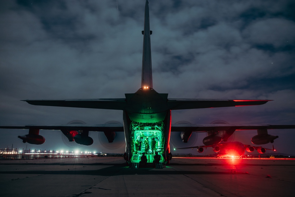 WTI 2-25: KC-130 Night Tactics