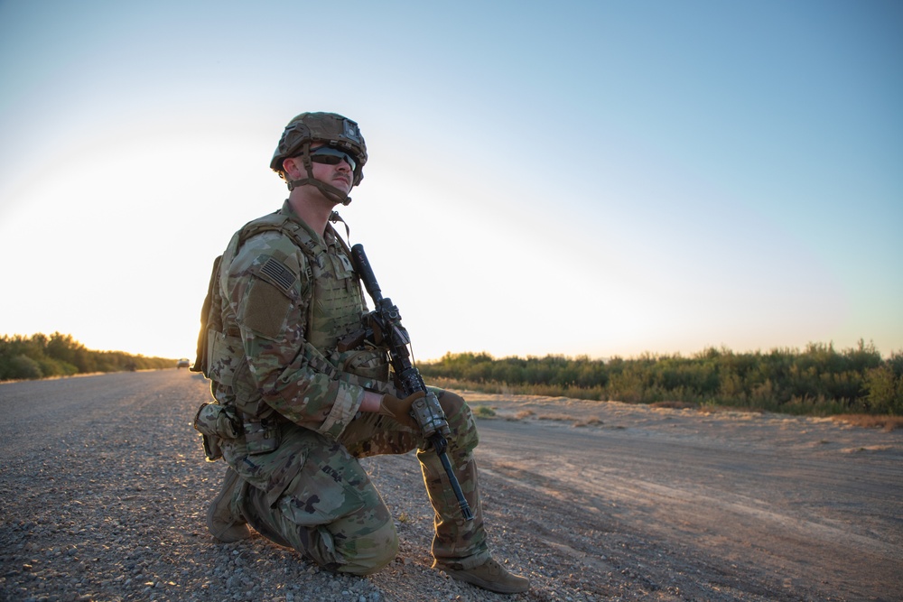 1st Battalion, 41st Infantry Regiment conducts patrols along the southern border 1st Battalion, 41st Infantry Regiment conducts patrols along the southern border