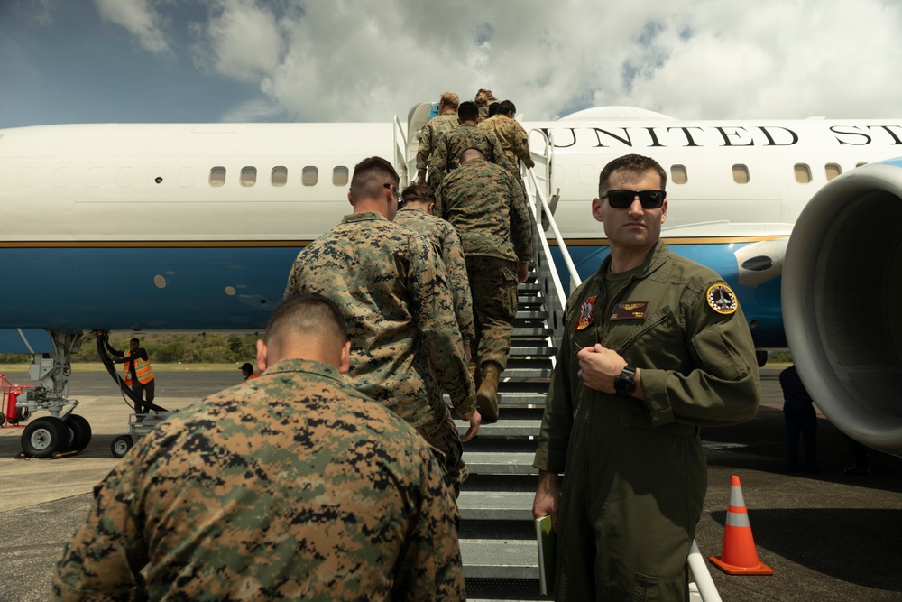 SD Hegseth visits U.S. military personnel