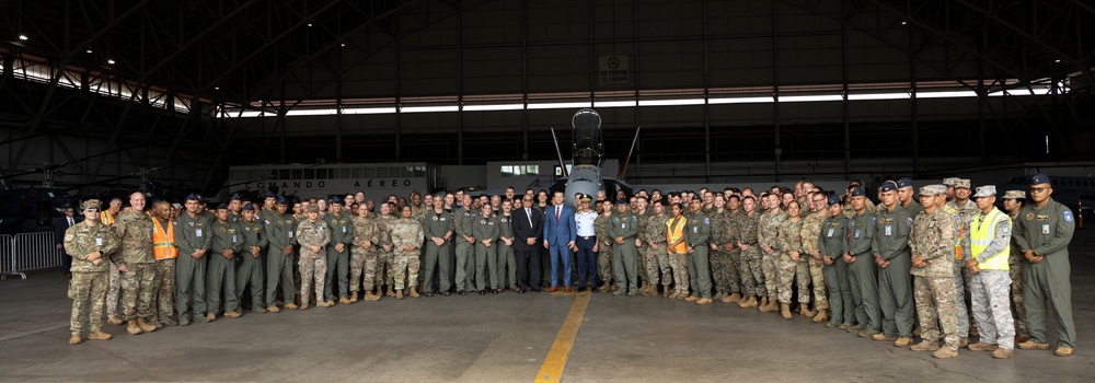 SD Hegseth visits U.S. military personnel