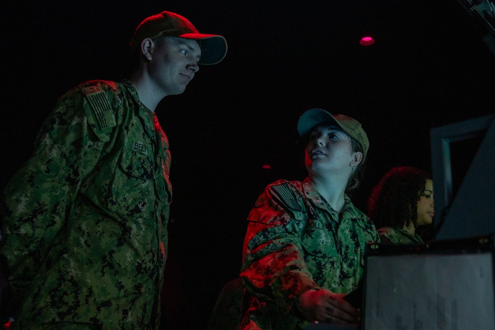 George Washington Sailors Simulate SHip Maneuvers