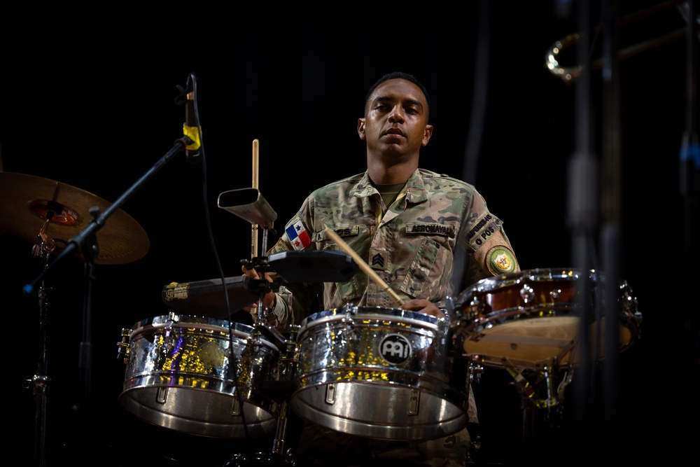 MFR Band Performs at the Colón Art and Culture Center