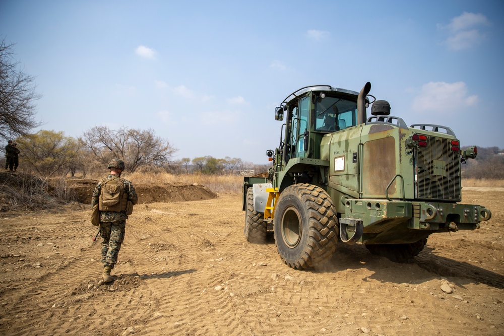 U.S. Marines and Sailors conduct force on force exercise in South Korea