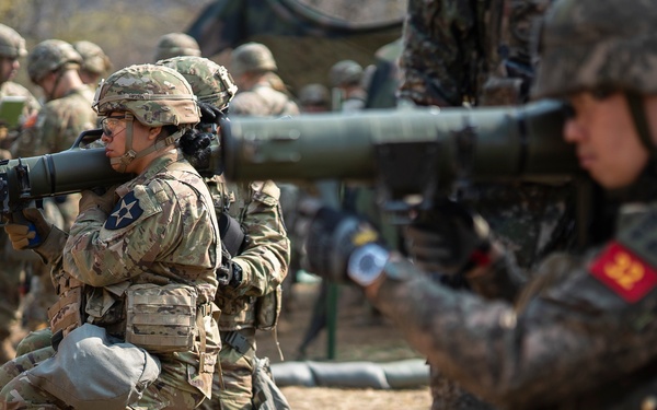 U.S. and ROK Soldiers Train on Carl Gustaf Misfire Procedures - E3B