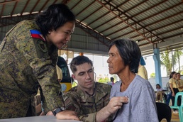 Balikatan 25: U.S., Philippine forces provide medical, dental aid to local community