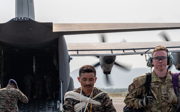 U.S. Air Force 18th Aeromedical Evacuation (AE) Squadron conducts AE training with Indian Armed Forces medical personnel during Exercise Tiger Triumph 2025