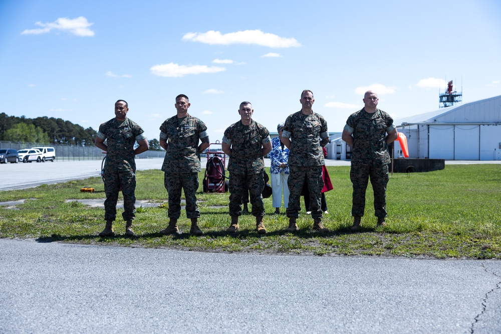 The Secretary of the Navy visits II Marine Expeditionary Force