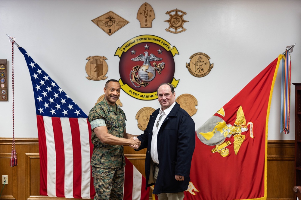 The Secretary of the Navy meets with II MEF Commanding General