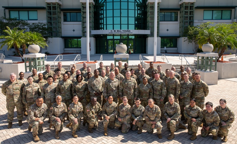 AR-MEDCOM leaders conduct annual briefings