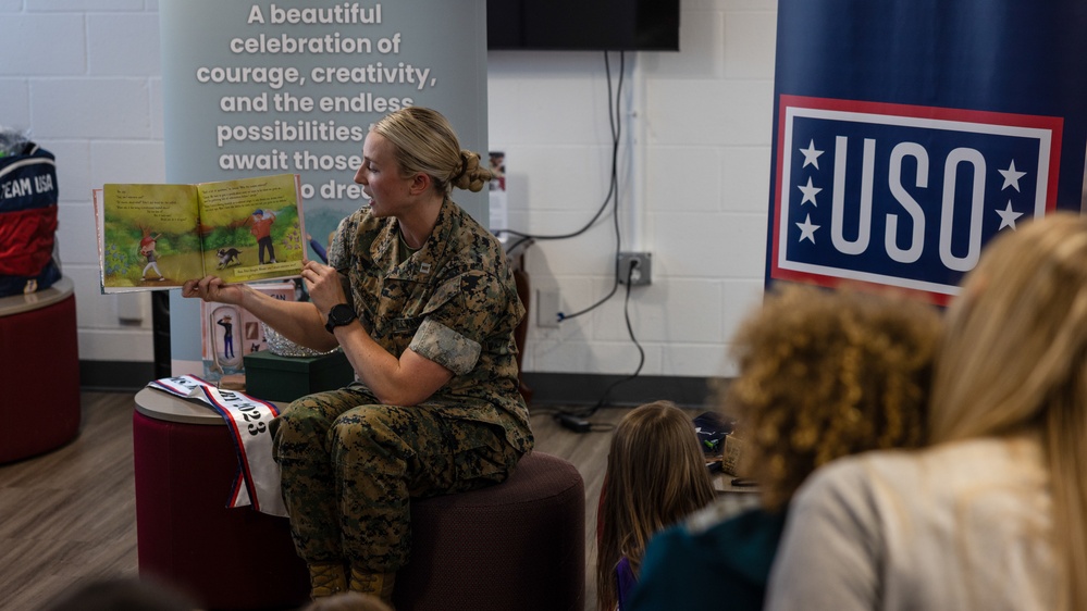“Dream Big with Riley” book reading event at the MCBQ Main USO Center