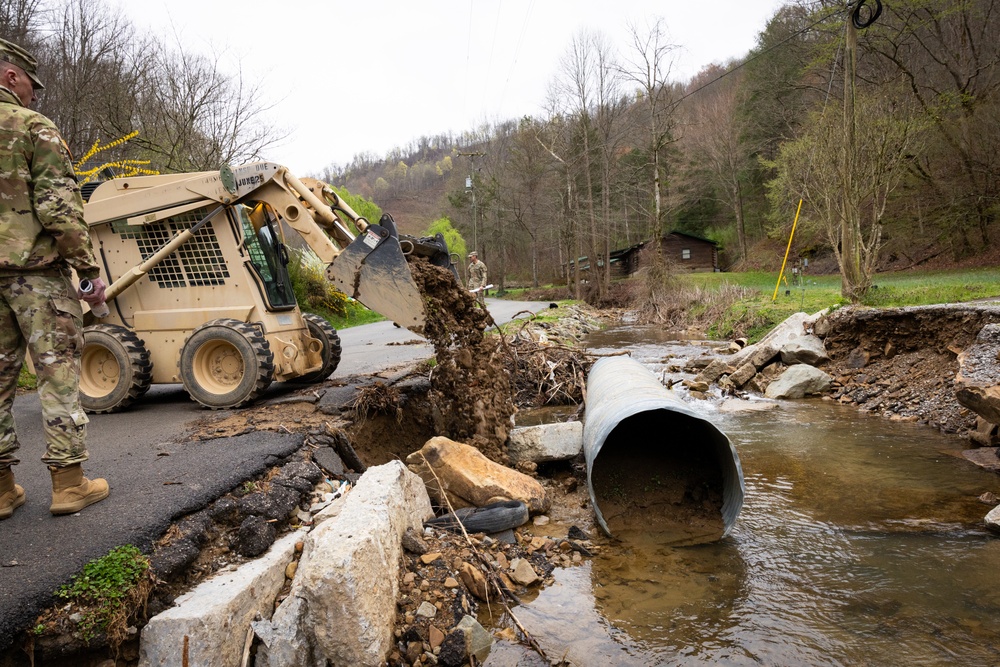 Kentucky National Guard continues work in eastern Kentucky