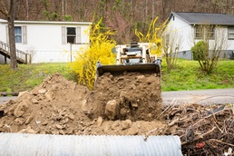 Kentucky National Guard continues work in eastern Kentucky