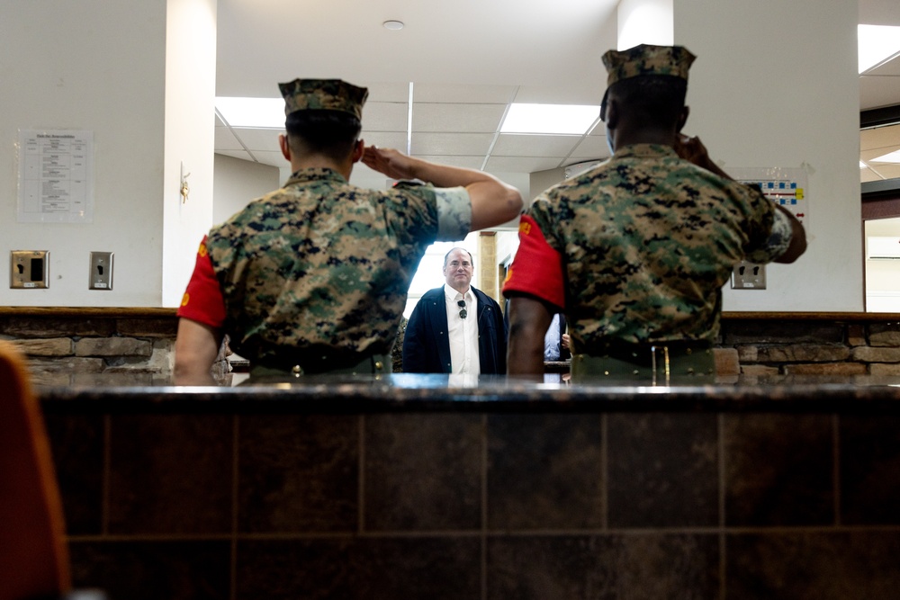 The Secretary of the Navy tours barracks facilities at II MEF