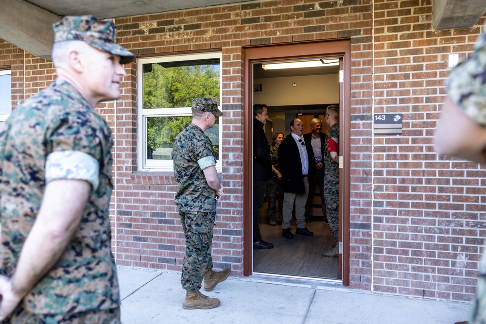 The Secretary of the Navy tours barracks facilities at II MEF