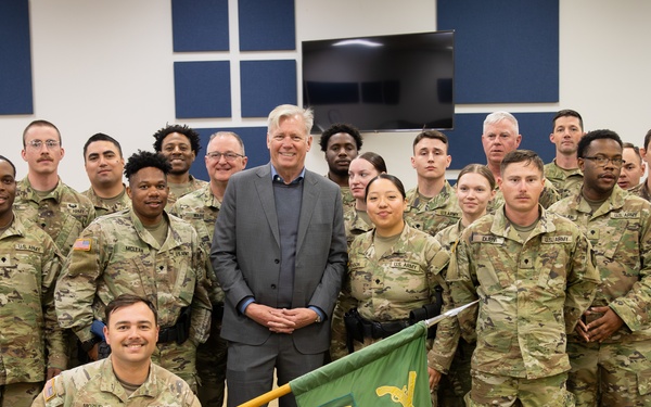 To Catch A Predator's Chris Hansen meets with future military police officers training at Ft. McClellan