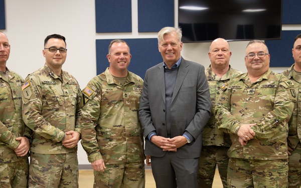 To Catch A Predator's Chris Hansen meets with future military police officers training at Ft. McClellan