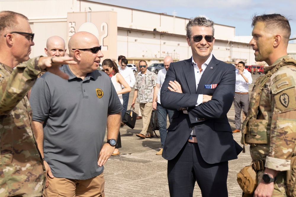 U.S. Secretary of Defense Pete Hegseth Visits Marine Corps Base Hawaii