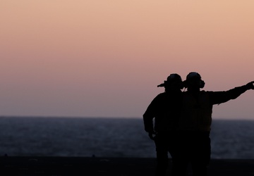 USS Iwo Jima Air Department Conducts Evening Flight Operations With VMA 223