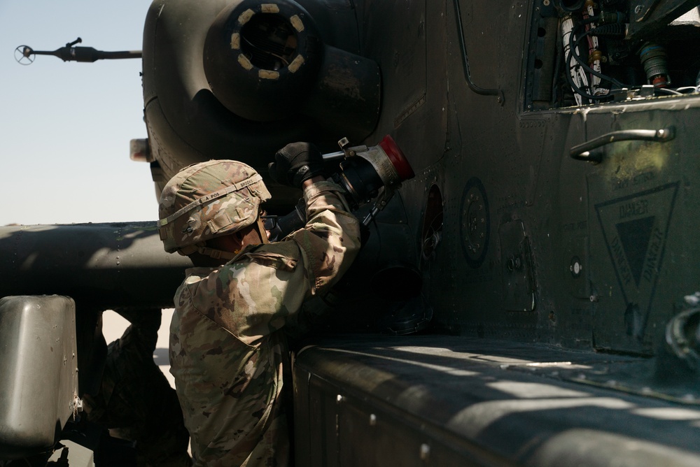 U.S. Soldiers train on forward arming and refueling point operations