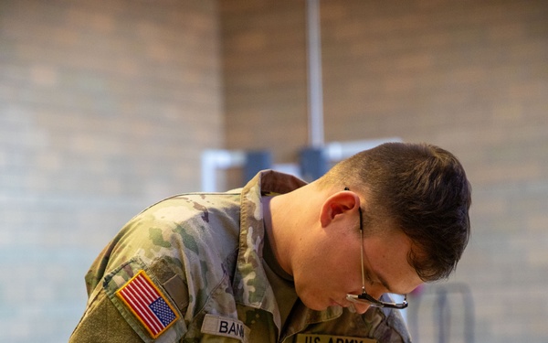 34 DSB Best Warrior Competition [Image 5 of 14]