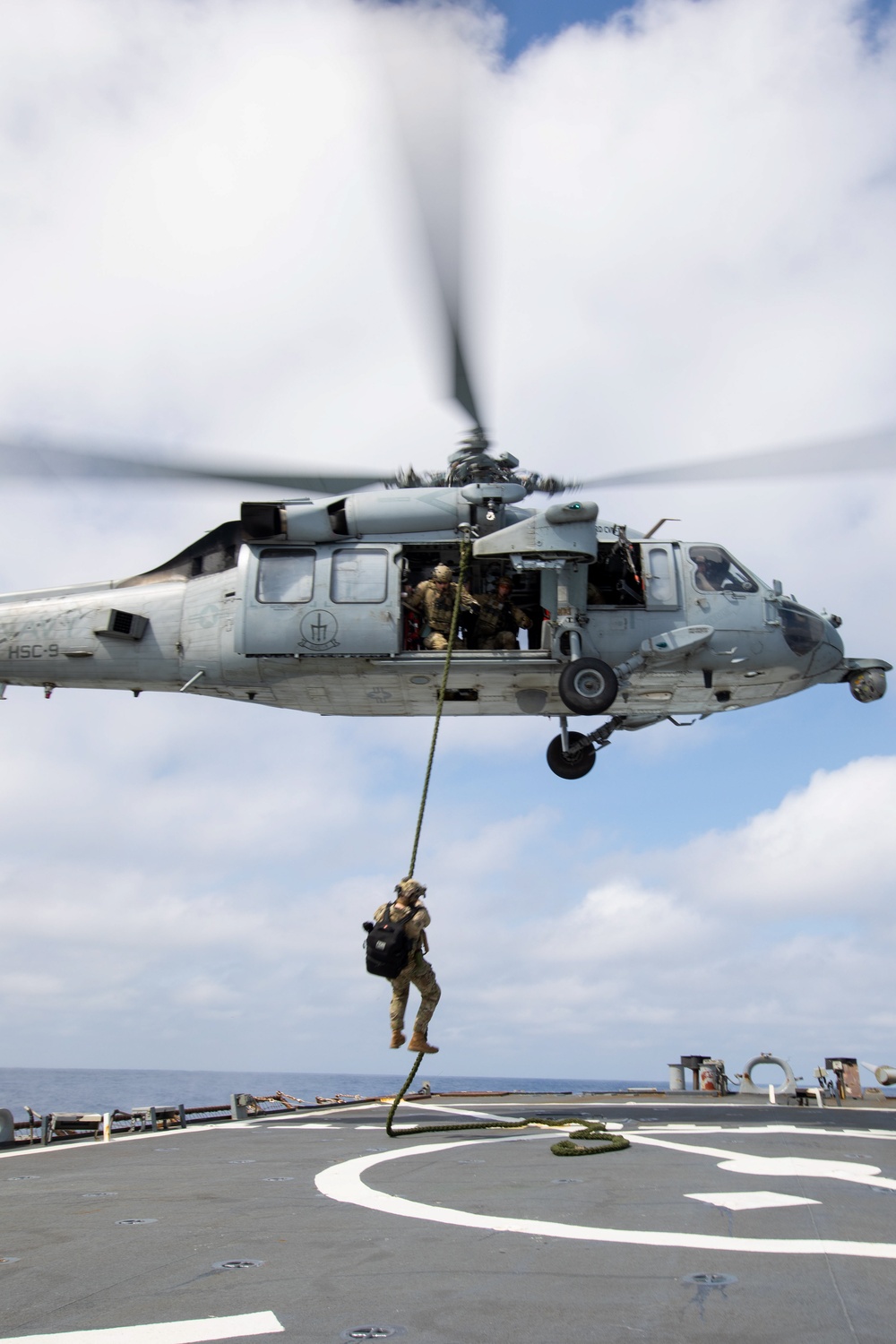 EODMU 12 Fast Ropes onto Mahan's Flightdeck